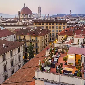 https://hotel-annabella.it-tuscanyhotel.com